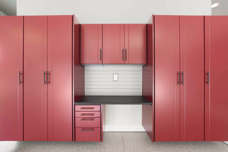 Custom Garage Cabinets & Storage Organizer Systems